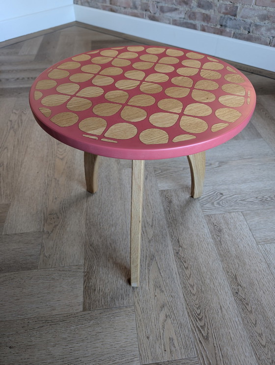 Image 1 of Ronde Unieke Bijzettafel Rose