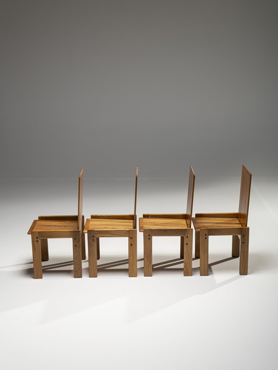 Image 1 of 4 X eetkamerstoelen van iepenhout door Romanutti, Italië, 1970S