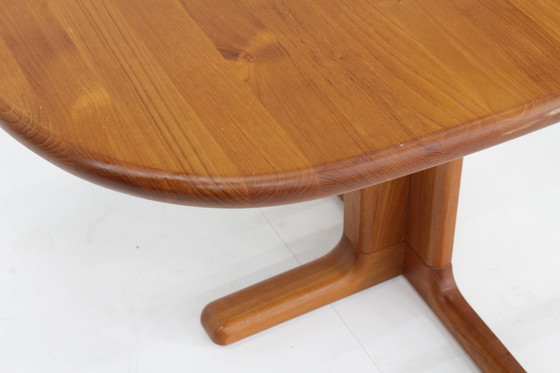Image 1 of Vintage deense ovalen uitschuifbare eettafel tafel massief teak hout 