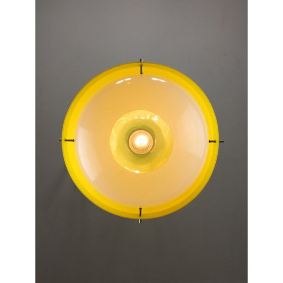 Image 1 of Vintage Space Age hanglamp van geel plexiglas, Italië 1970