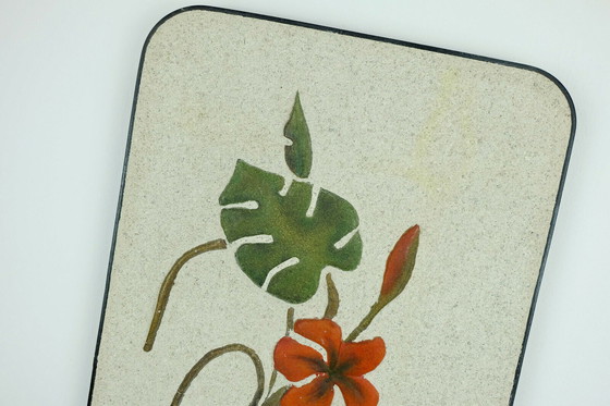 Image 1 of Kroesselbach keramische en gips wandtegel mid century, bloemendecor, jaren 50 