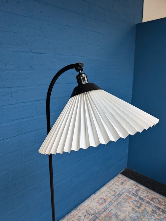 Image 1 of Design Vloerlamp, Le Klint Model 368