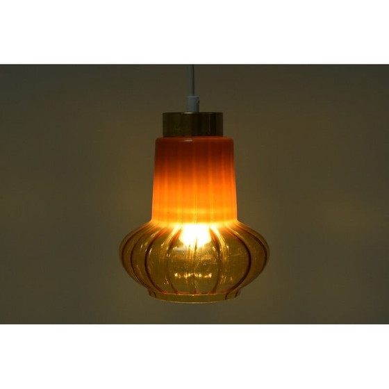 Image 1 of Mid-eeuwse hanglamp van glas en messing, Tsjecho-Slowakije 1960