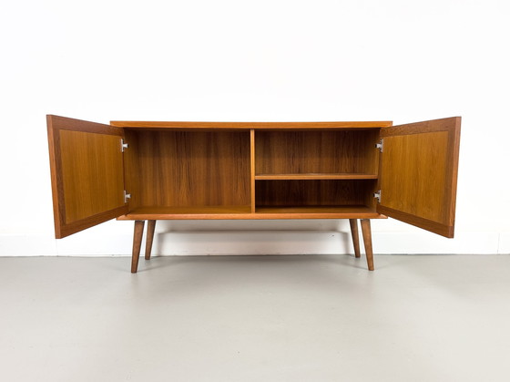 Image 1 of Deens teakhouten dressoir van H.W. Klein voor Bramin, 1960S