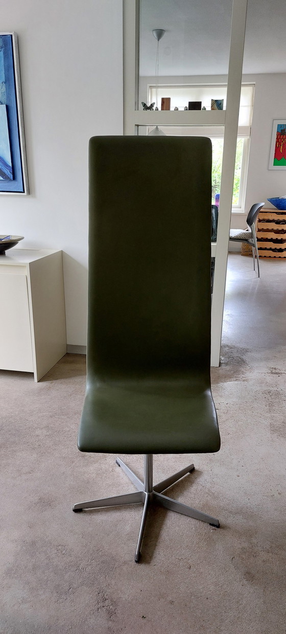 Image 1 of Fritz Hansen Oxford lounge chair by Arne Jacobsen