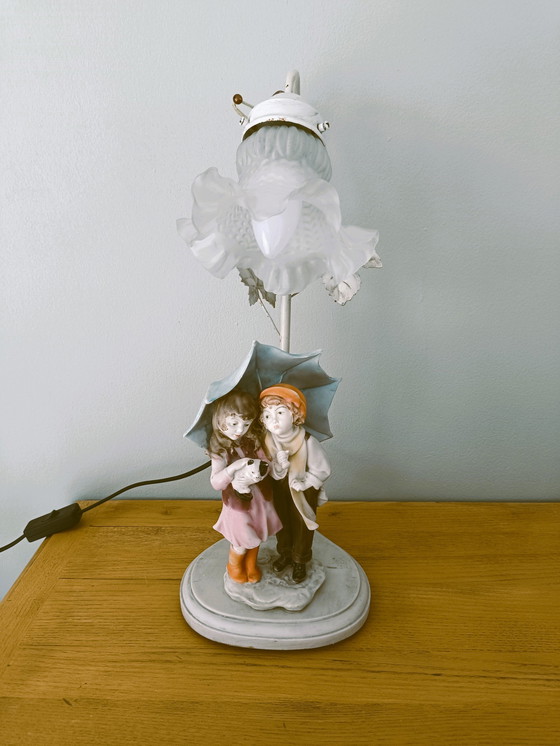 Image 1 of Tafellamp Tulp en kinderfiguren