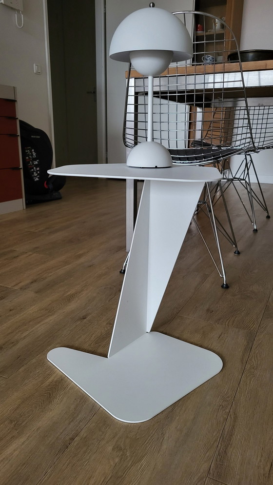 Image 1 of Gispen Bijzettafel 972Rh 