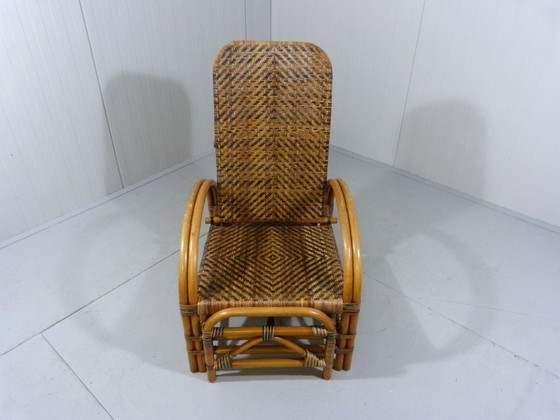 Image 1 of Tweekleurige vintage rotan ligstoel 1950-60er jaren