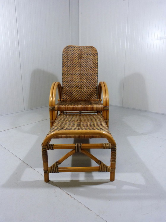 Image 1 of Tweekleurige vintage rotan ligstoel 1950-60er jaren