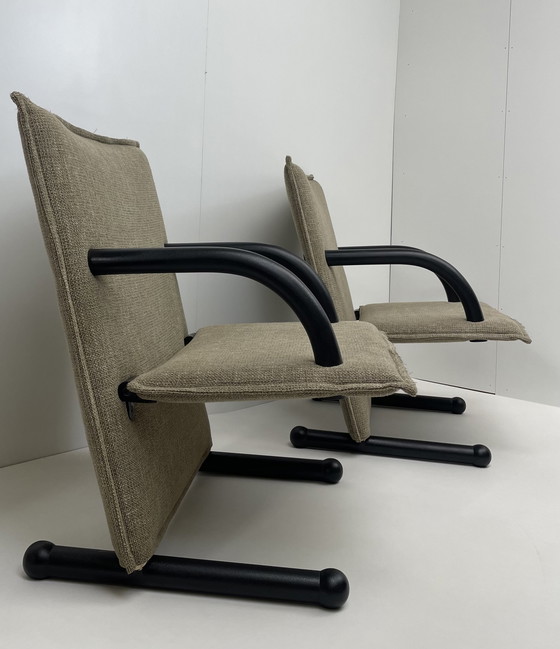 Image 1 of 2 x Arflex T-Line fauteuils taupe stof design Burkhard Vogtherr