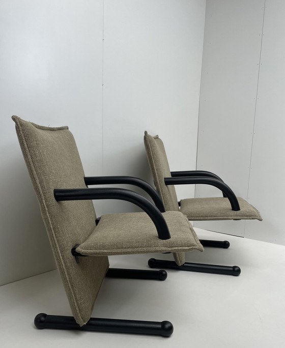 Image 1 of 2 x Arflex T-Line fauteuils taupe stof design Burkhard Vogtherr