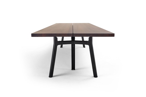 Nwe Arco Trestle tafel 105 x 280 cm Dark smoke Oak