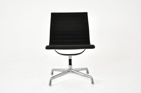 Image 1 of Zwarte bureaustoel van Charles & Ray Eames voor Herman Miller, 1960S