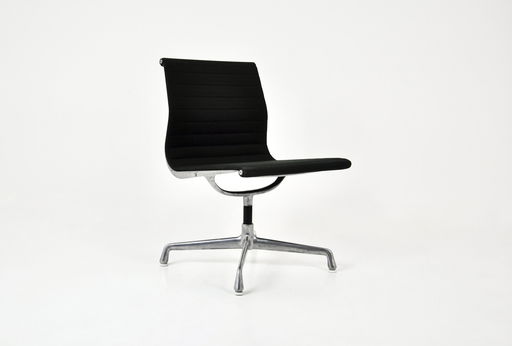 Zwarte bureaustoel van Charles & Ray Eames voor Herman Miller, 1960S