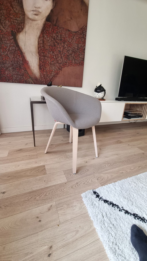 Arper Stoel/Eetkamerstoel/Fauteuil Duna 02 Lichtgrijs  Nieuw!