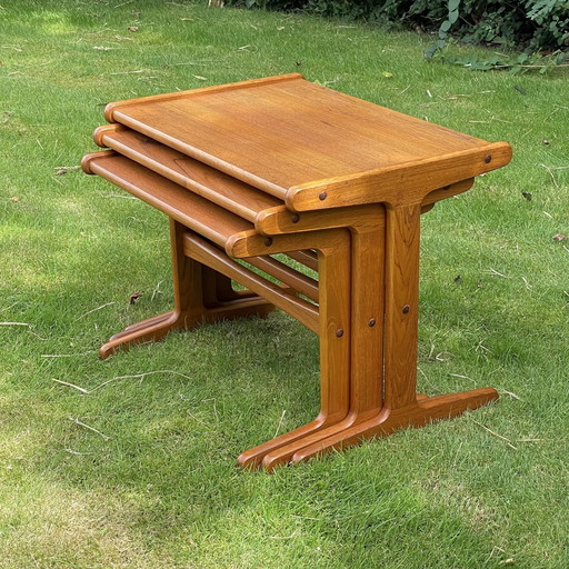 Vintage Deense Teak Mimiset/ Nesting Tables