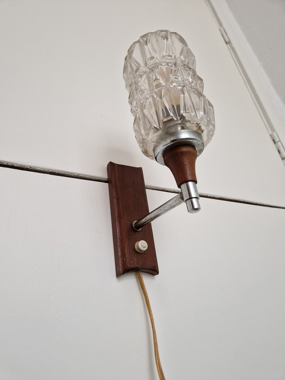 Image 1 of Vintage "Fishingrod" Wandlamp Met Kristalglas En Teak Chroom