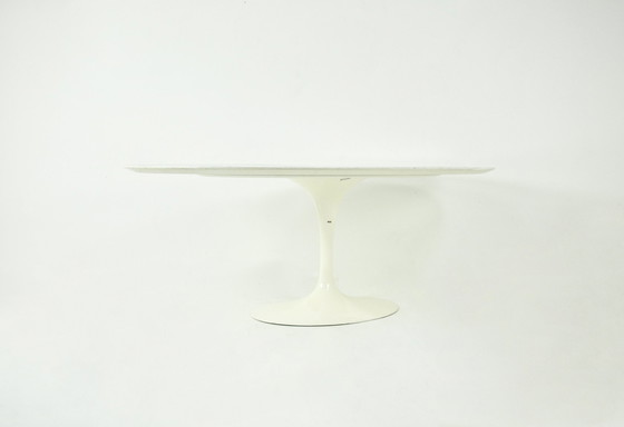 Image 1 of Eettafel van Eero Saarinen voor Knoll International, jaren 1960