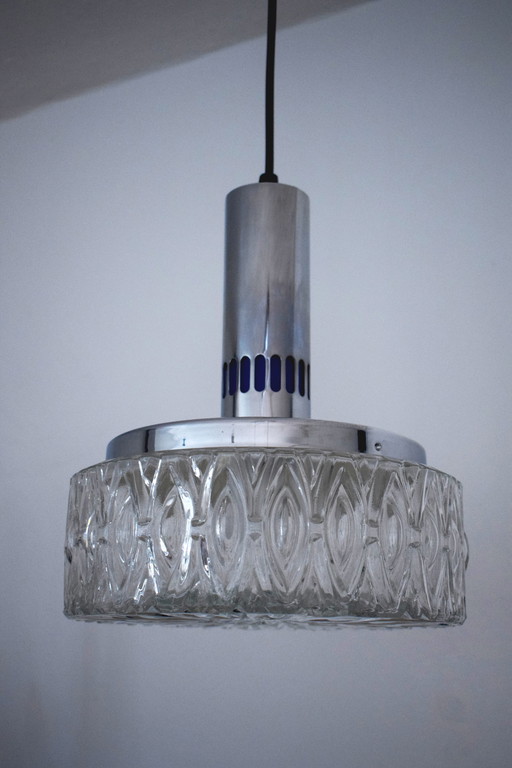 Vintage glazen hanglamp met chromen armatuur 