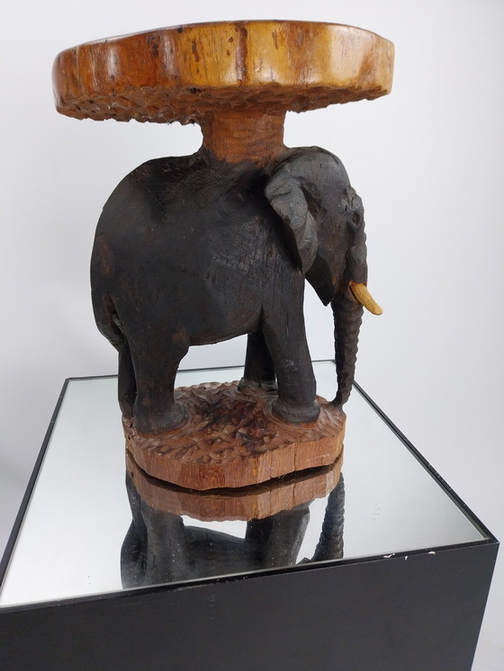 Image 1 of Vintage plantentafel handgestoken olifant is zwart gepatineerd 