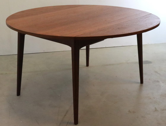Image 1 of Ronde vintage eettafel Louis van Teeffelen voor Wébé