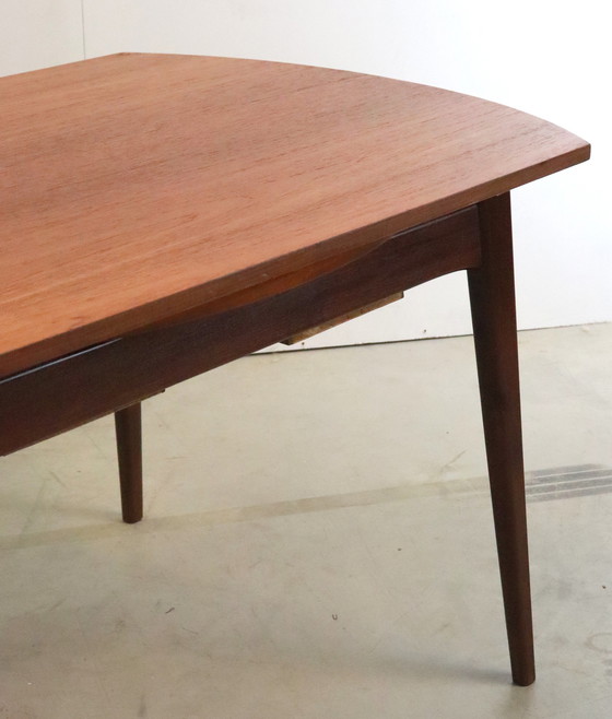 Image 1 of Ronde vintage eettafel Louis van Teeffelen voor Wébé