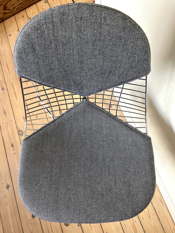 Image 1 of Vitra Wire Chair DKR-2 stoel