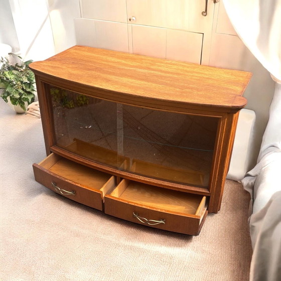 Image 1 of Vintage Dressoir