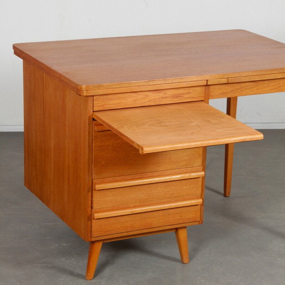 Image 1 of Vintage eikenhouten bureau, 1960