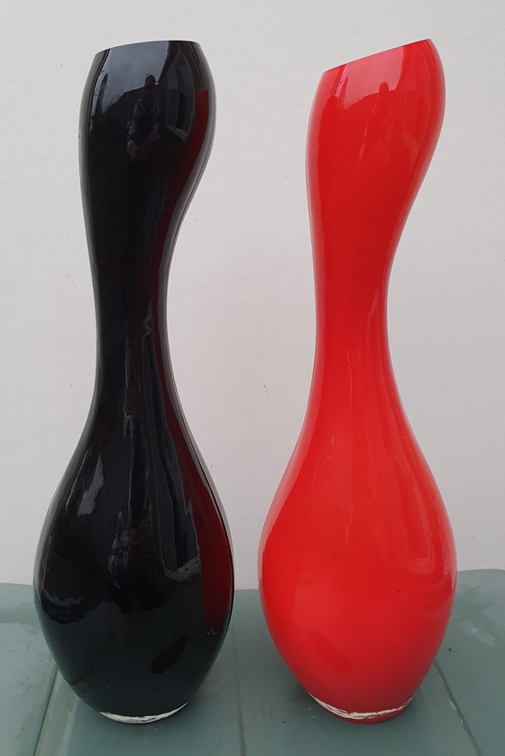 Image 1 of Twee Vintage Vaasjes Van Glas