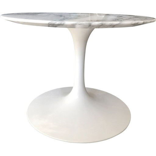 Vintage bijzettafel in Carrara marmer van Eero Saarinen voor Knoll International