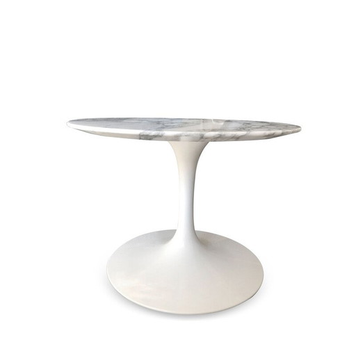 Vintage bijzettafel in Carrara marmer van Eero Saarinen voor Knoll International