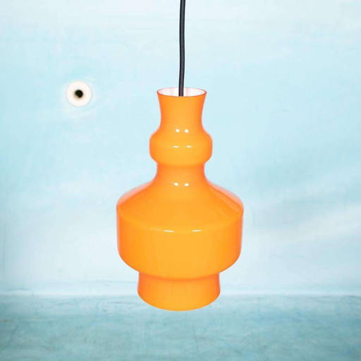 Space age opalineglas hanglamp, 1960s Raak Amsterdam B-1202