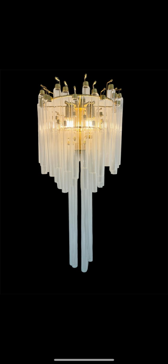 Image 1 of Italiaanse glazen wandlamp met buis messing verguld goud structuur, Italië 1980