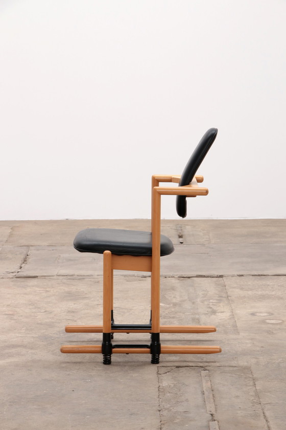 Image 1 of Stokke Eetkamerset grote tafel met 8 stoelen ontwerp Peter Opsvik,1990