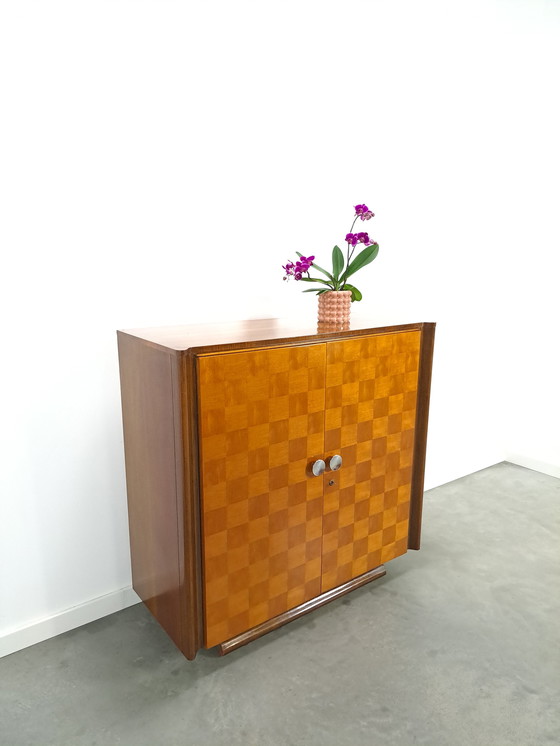 Image 1 of Design Jindrich Halabala fineer kast 