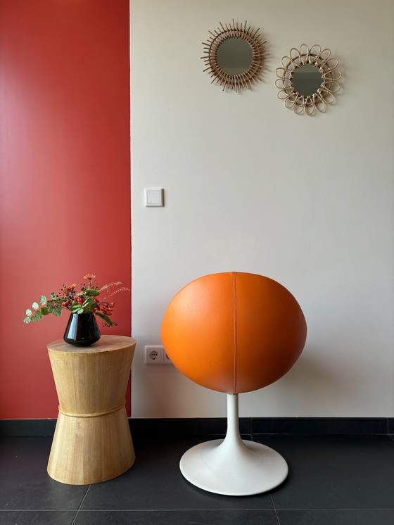 Image 1 of 5x Börje Johanson Orange Leather Venus Chair on White Tulip Foot