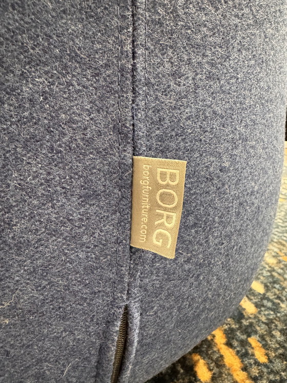 Image 1 of Frenchy Ottoman – Stijlvol Comfort Op Wielen