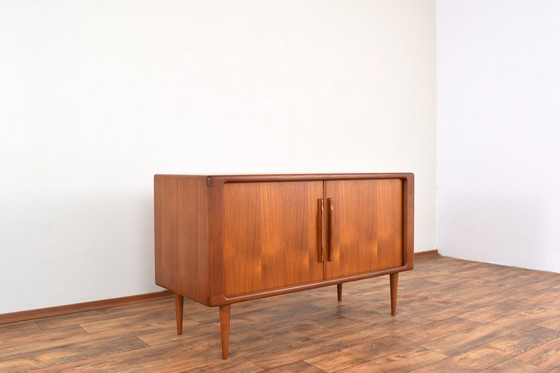 Image 1 of Mid Century Deens teakhouten dressoir van Dyrlund, 1960.