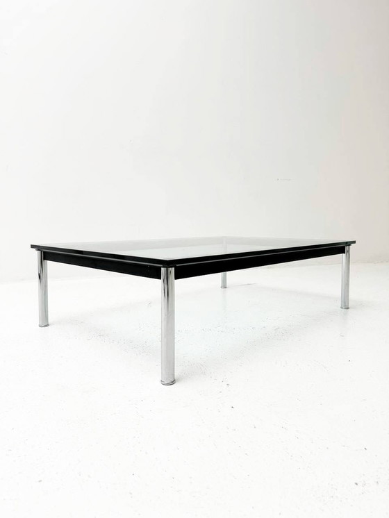 Image 1 of LC10 salontafel van Le Corbusier voor Cassina - jaren 1980