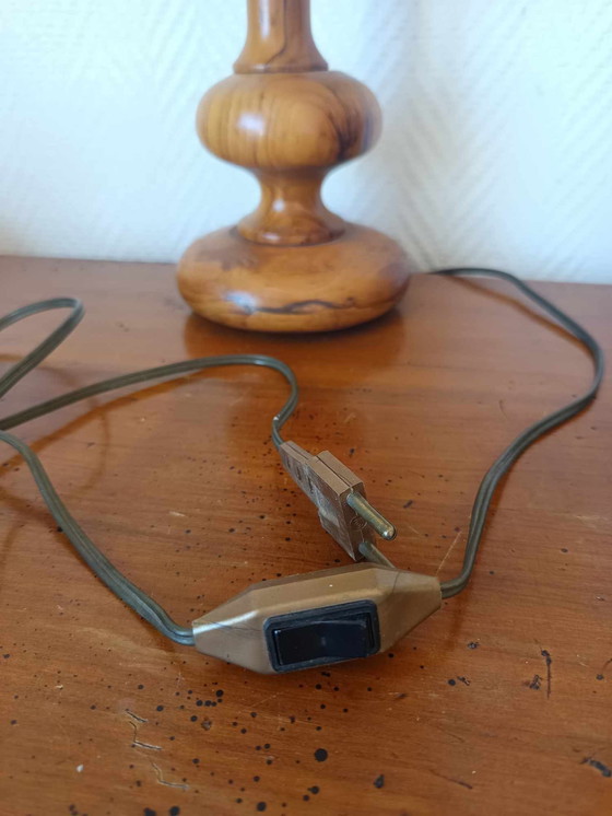 Image 1 of Op maat gemaakte vintage olijfhouten lamp en lampenkap