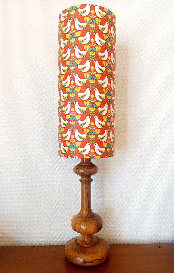 Image 1 of Op maat gemaakte vintage olijfhouten lamp en lampenkap