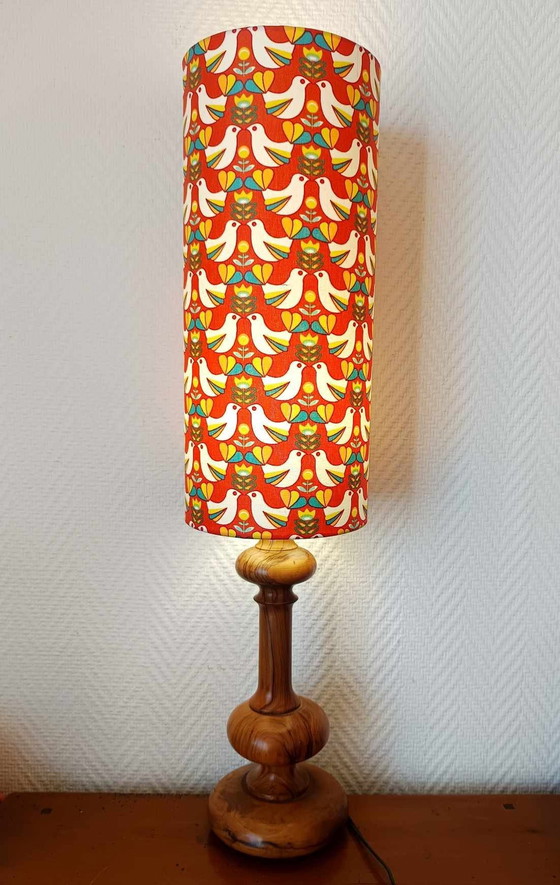 Image 1 of Op maat gemaakte vintage olijfhouten lamp en lampenkap