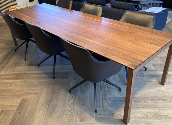 Image 1 of Willisau Prato Tafel Amerikaans Notenhout 3 Meter