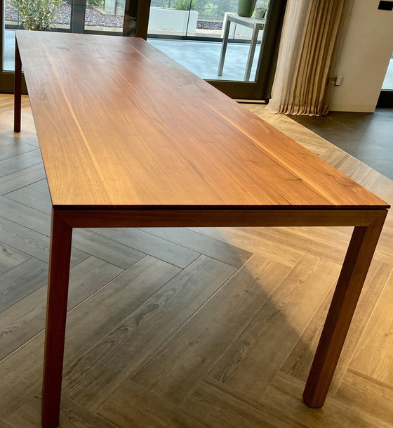 Image 1 of Willisau Prato Tafel Amerikaans Notenhout 3 Meter