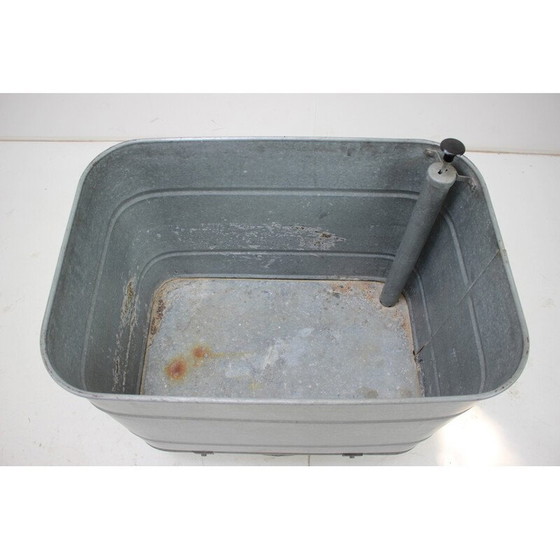 Image 1 of Vintage industriële metalen waskar voor Kovo Bzenec, Tsjecho-Slowakije 1950