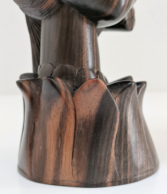 Image 1 of Ebbenhouten buste vrouw bloemen hoofdtooi jaren 60-70