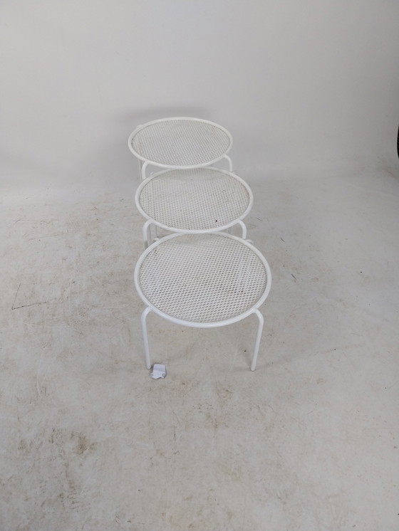 Image 1 of 1 X Wit Metalen Ronde Mimiset Nesting Tables