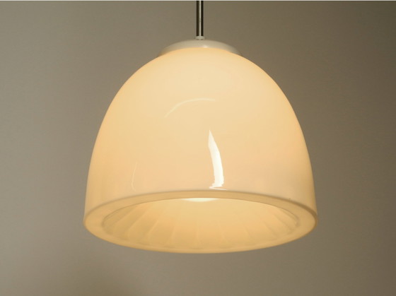 Image 1 of Prachtige grote originele Mid Century opaal glazen plafondlamp