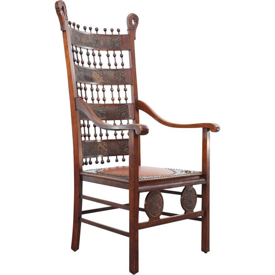 Image 1 of Vintage Arts and Crafts decoratieve carver fauteuil met hoge rug
